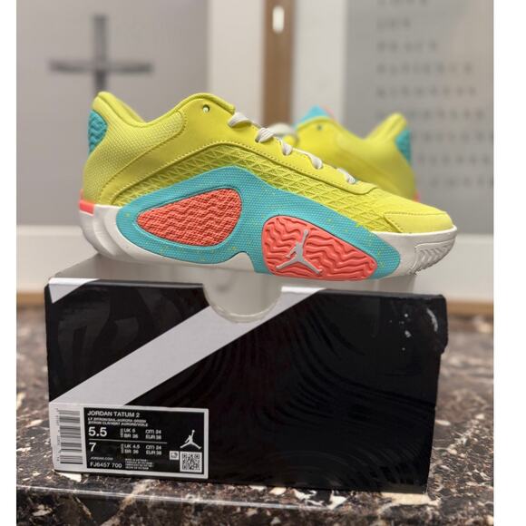 Jordan Tatum 2 Pink Lemonade Release Date | SneakerNews.com Jordan Tatum 2 Lemonade | Women\'s 7 and Men\'s 5.5